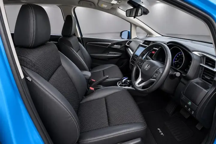 Honda Jazz 2015 photo 4