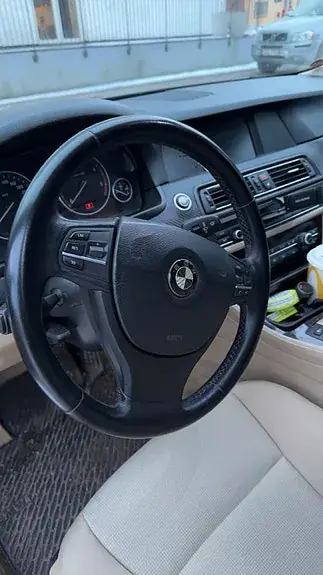 BMW 520D 2011 photo 2
