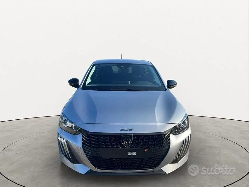 Peugeot 208 2025 photo 2
