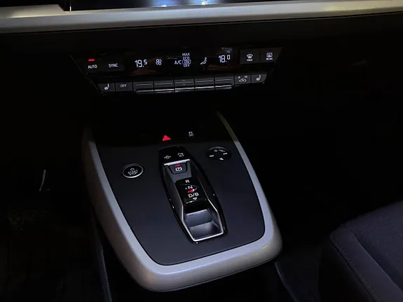 Audi Q4 E-Tron 2023 photo 4