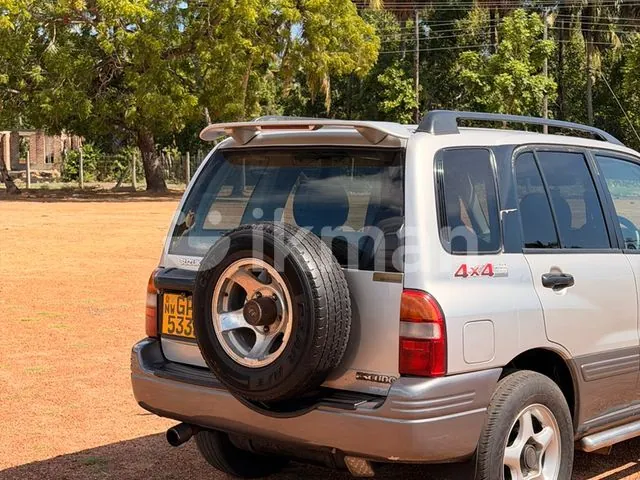 Suzuki Grand Vitara 2003 photo 2