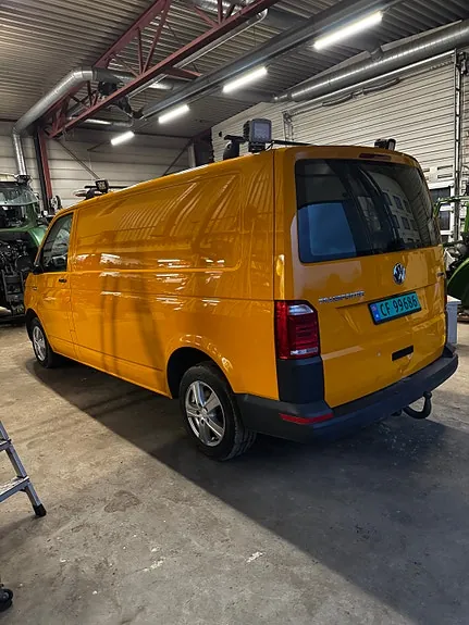 Volkswagen Transporter 2019 photo 5