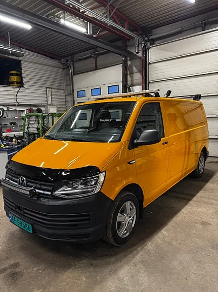 Volkswagen Transporter 2019 photo 2