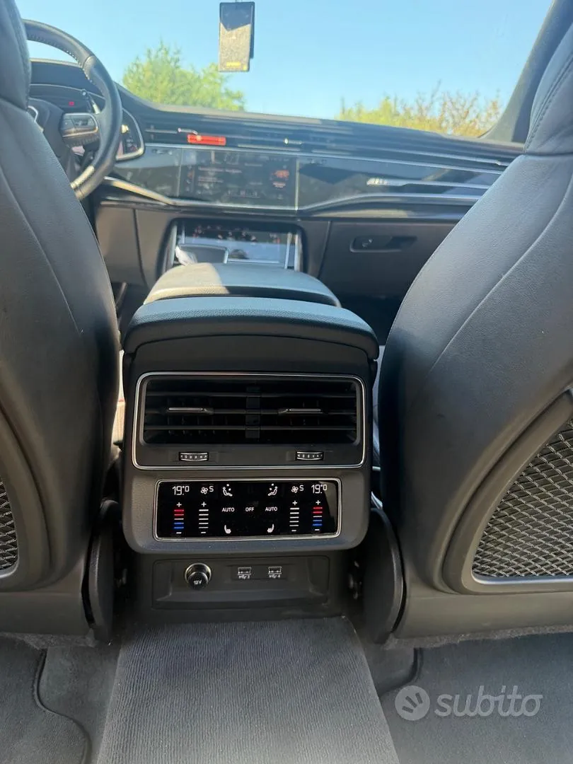 Audi Q8 2018 photo 3