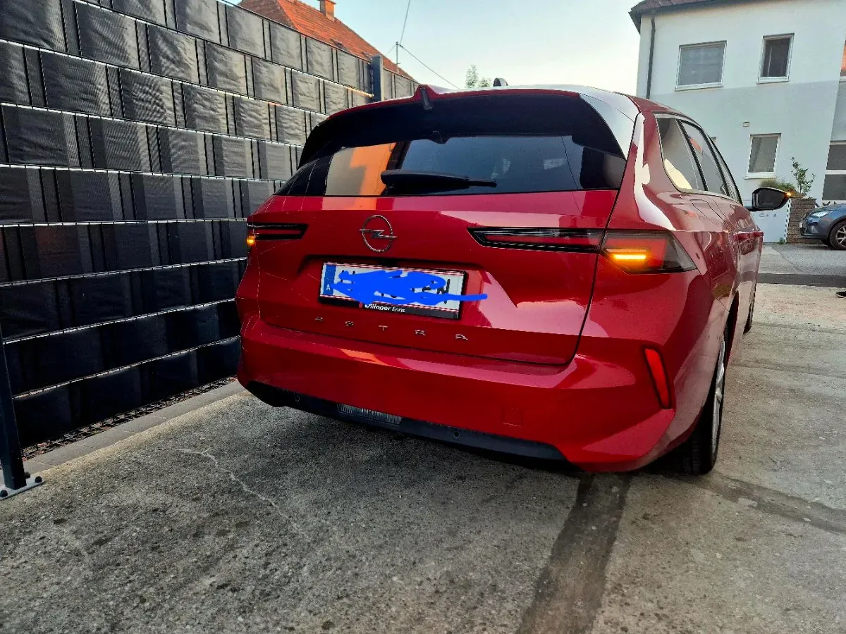 Opel Astra 2023 photo 3