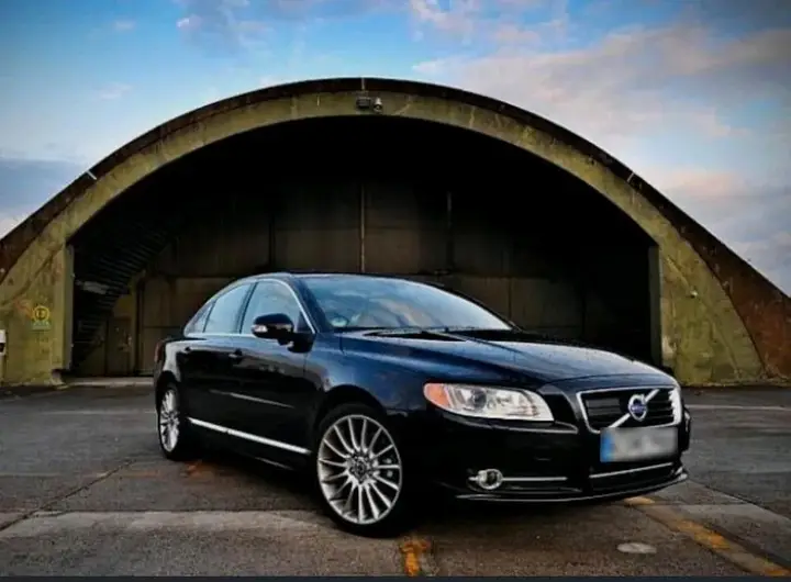 Volvo S80