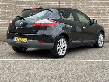 Renault Megane 2010 photo 2