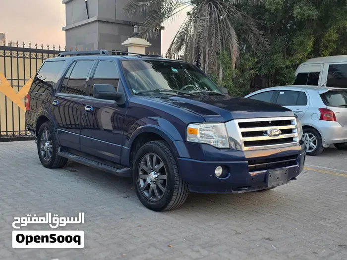 Ford Expedition 2012 photo 2