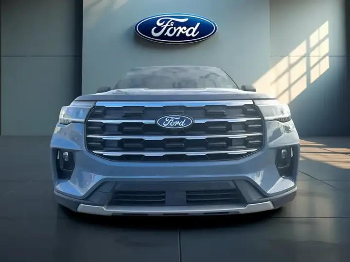 Ford Explorer 2027 photo 2