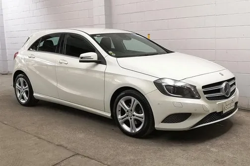 Mercedes-Benz A 180
