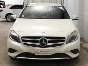 Mercedes-Benz A 180 2013 photo 5
