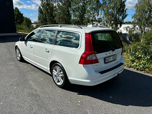 Volvo V70 2013 photo 3