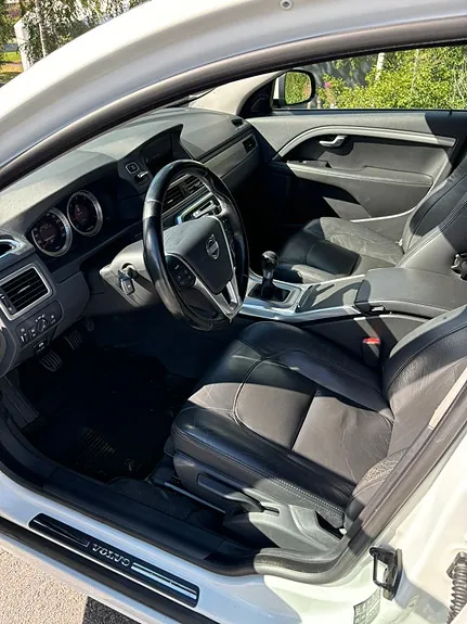 Volvo V70 2013 photo 5