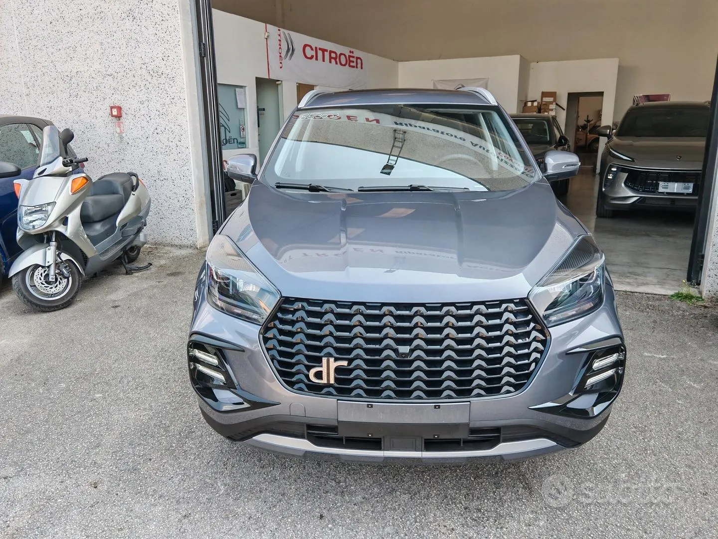 DR Automobiles Dr 5.0