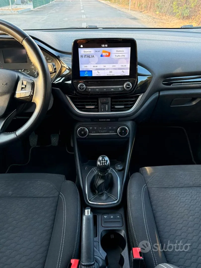 Ford Fiesta 2022 photo 4