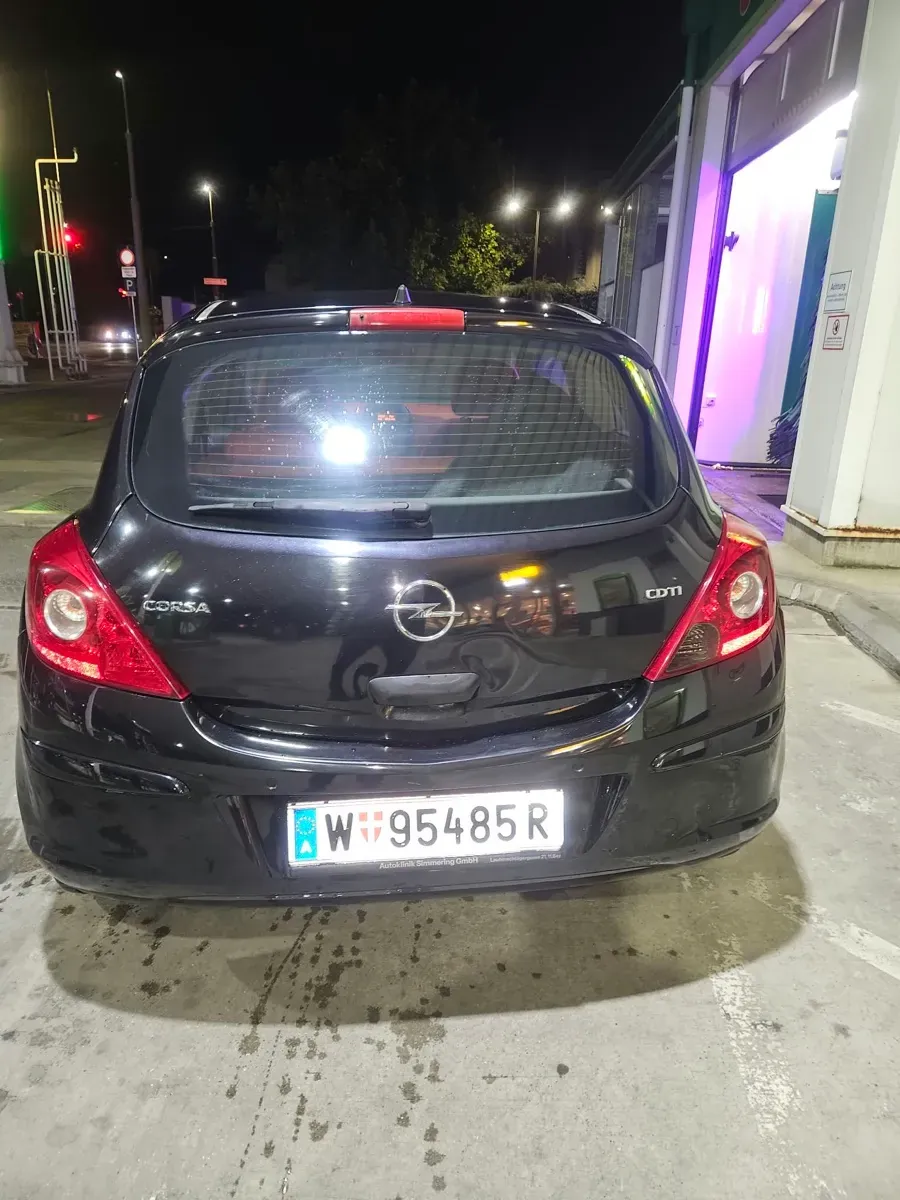 Opel Corsa 2007 photo 2
