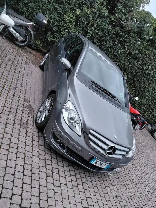 Mercedes-Benz B-Class