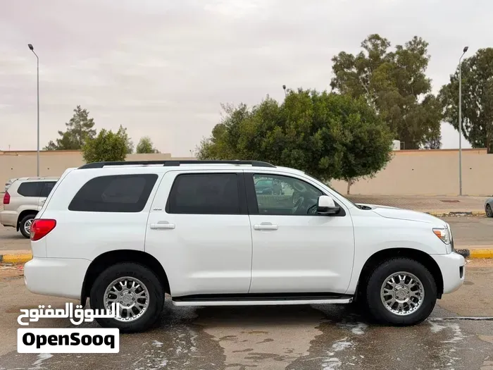 Toyota Sequoia 2008 photo 4