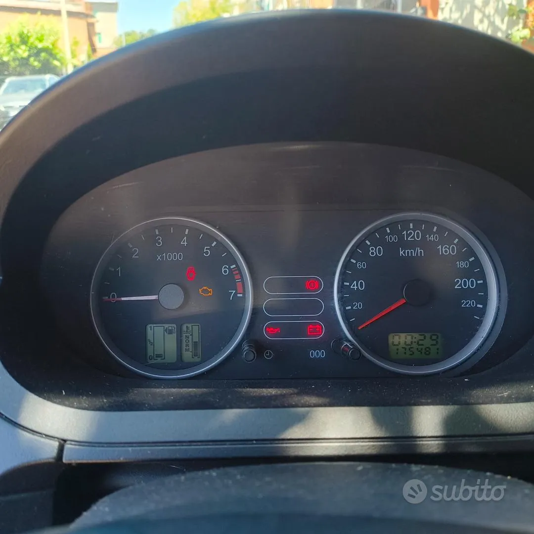Ford Fiesta 2004 photo 5