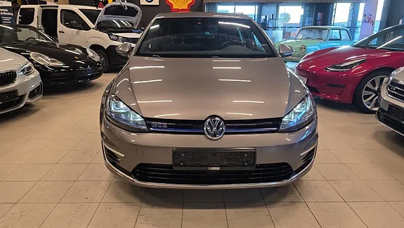 Volkswagen Golf Iv 2017 photo 2