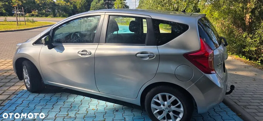 Nissan Note 2014 photo 4