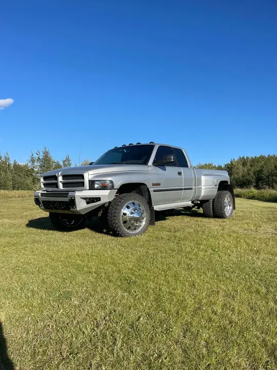Dodge 3500 2001 photo 3