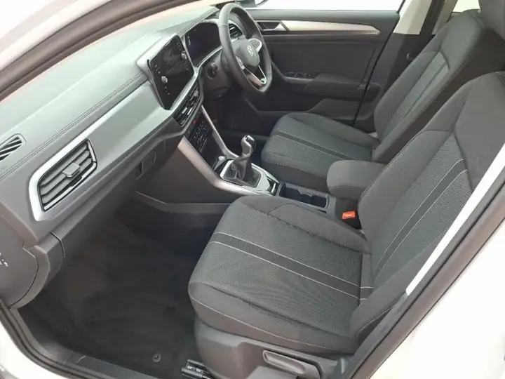 Volkswagen T-Roc 2026 photo 5