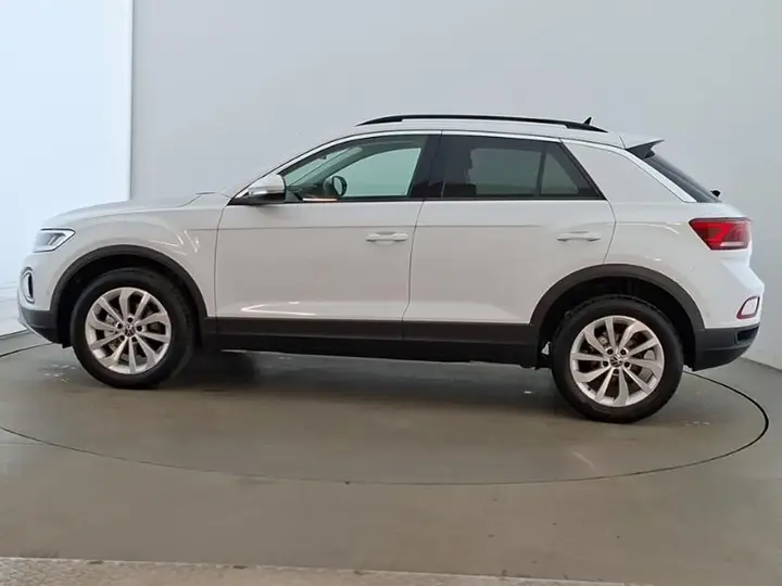 Volkswagen T-Roc 2026 photo 4
