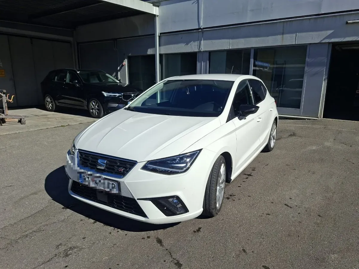 Seat Ibiza 2018 photo 2