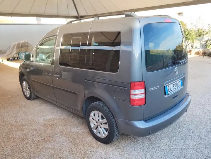Volkswagen Caddy 2011 photo 5