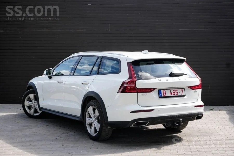 Volvo V60 2019 photo 4