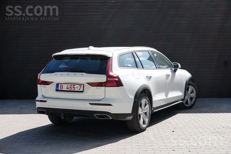 Volvo V60 2019 photo 3