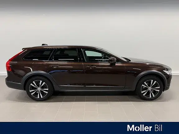 Volvo V90 Cross Country 2020 photo 2