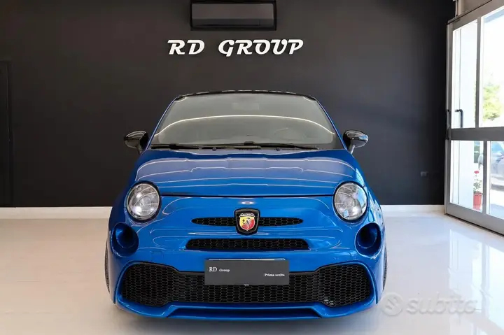 Abarth 595 2018 photo 2