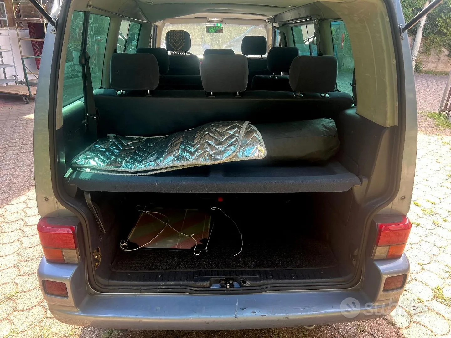 Volkswagen Caravelle 2000 photo 5