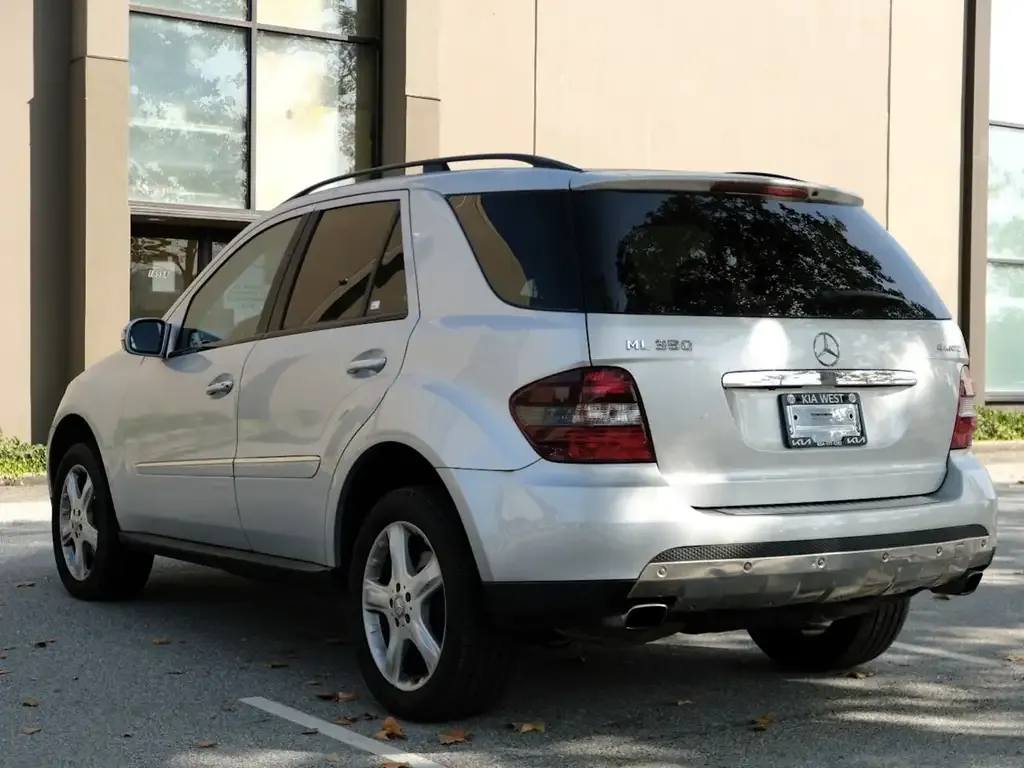 Mercedes-Benz M-Class 2008 photo 3