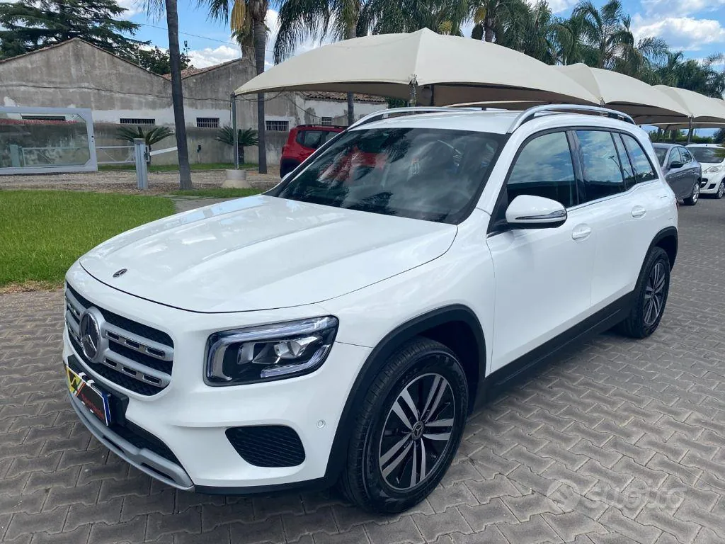 Mercedes-Benz Glb