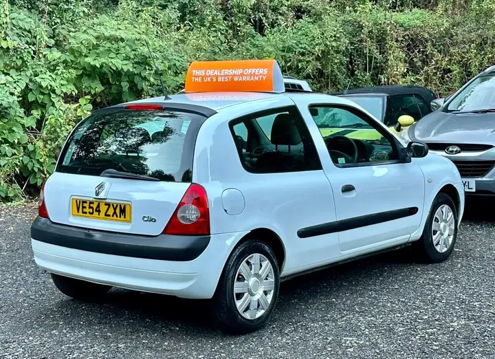 Renault Clio 2005 photo 3