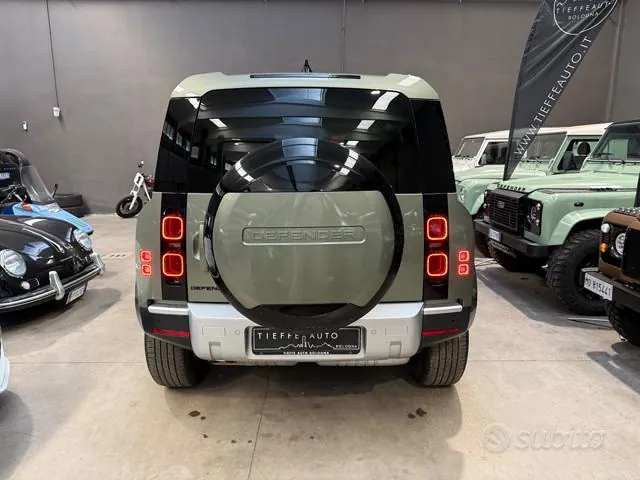 Land Rover Defender 2024 photo 5