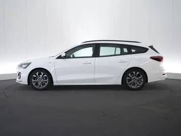 Ford Focus 2024 photo 3