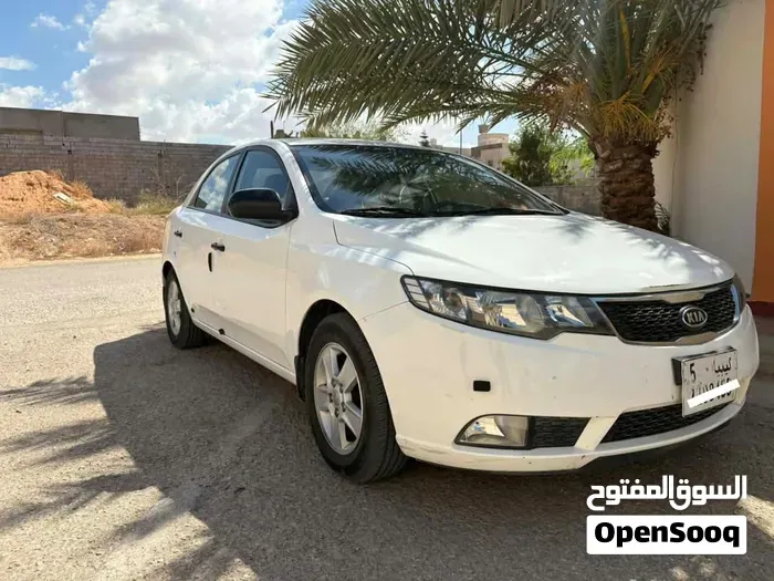 Kia Cerato 2012 photo 4