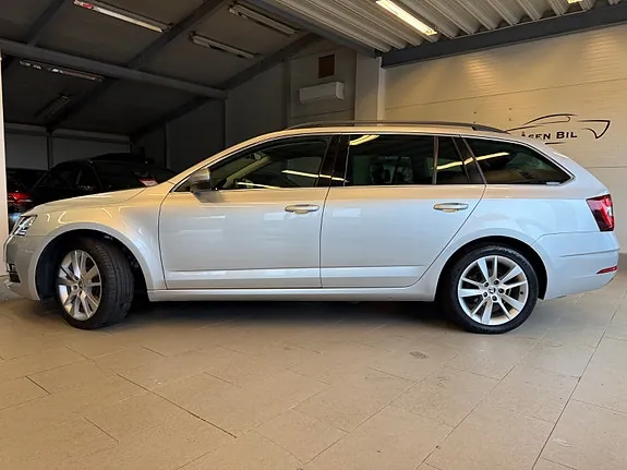 Skoda Octavia 2020 photo 2
