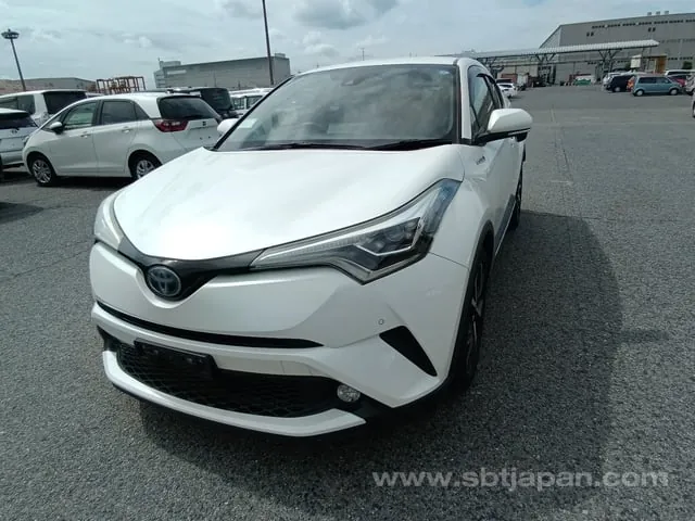 Toyota C-Hr 2017 photo 2