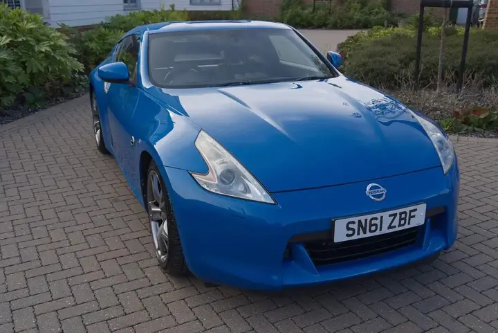 Nissan 370Z 2011 photo 2