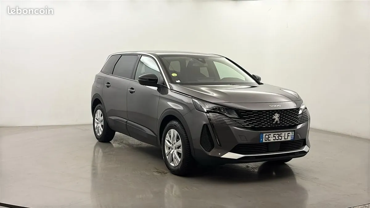 Peugeot 5008 2022 photo 3
