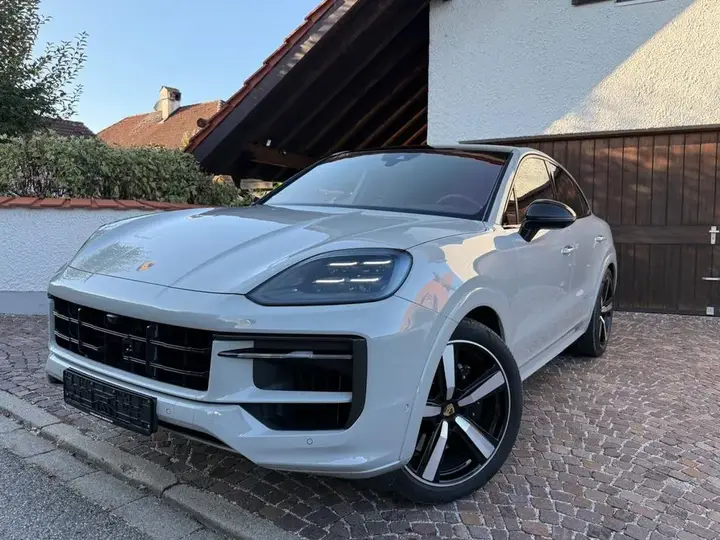 Porsche Cayenne Coupe