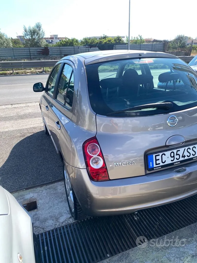 Nissan Micra 2010 photo 5