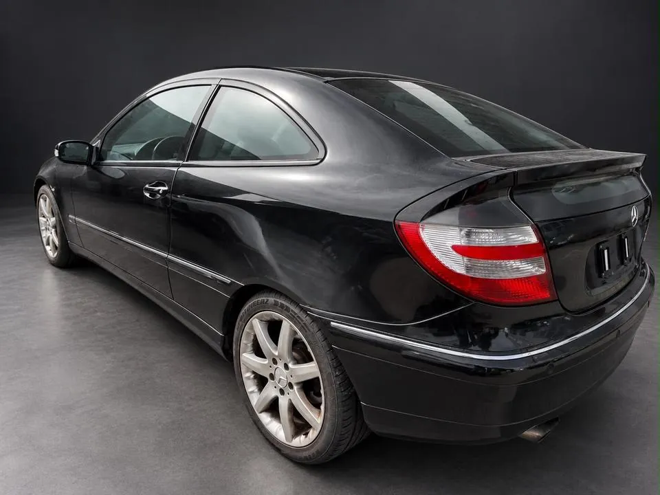 Mercedes-Benz C 220 Coupé