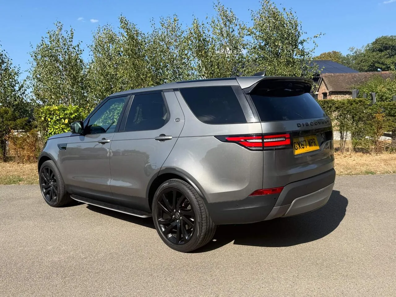 Land Rover Discovery 2017 photo 3