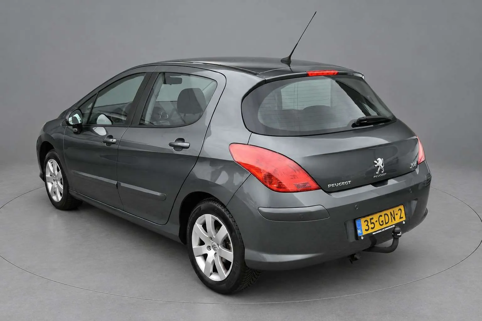 Peugeot 308 2008 photo 4
